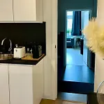 Appartement 3 Bedroom With Own Garden Close To Main Trainstation Gent