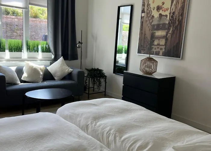 Apartment 3 Bedroom With Own Garden Close To Main Trainstation Ghent